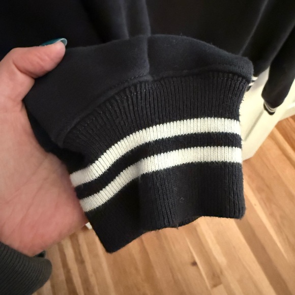 abercrombie Black V-Neck Sweatshirt with Striped Trim - Picture 4 of 4